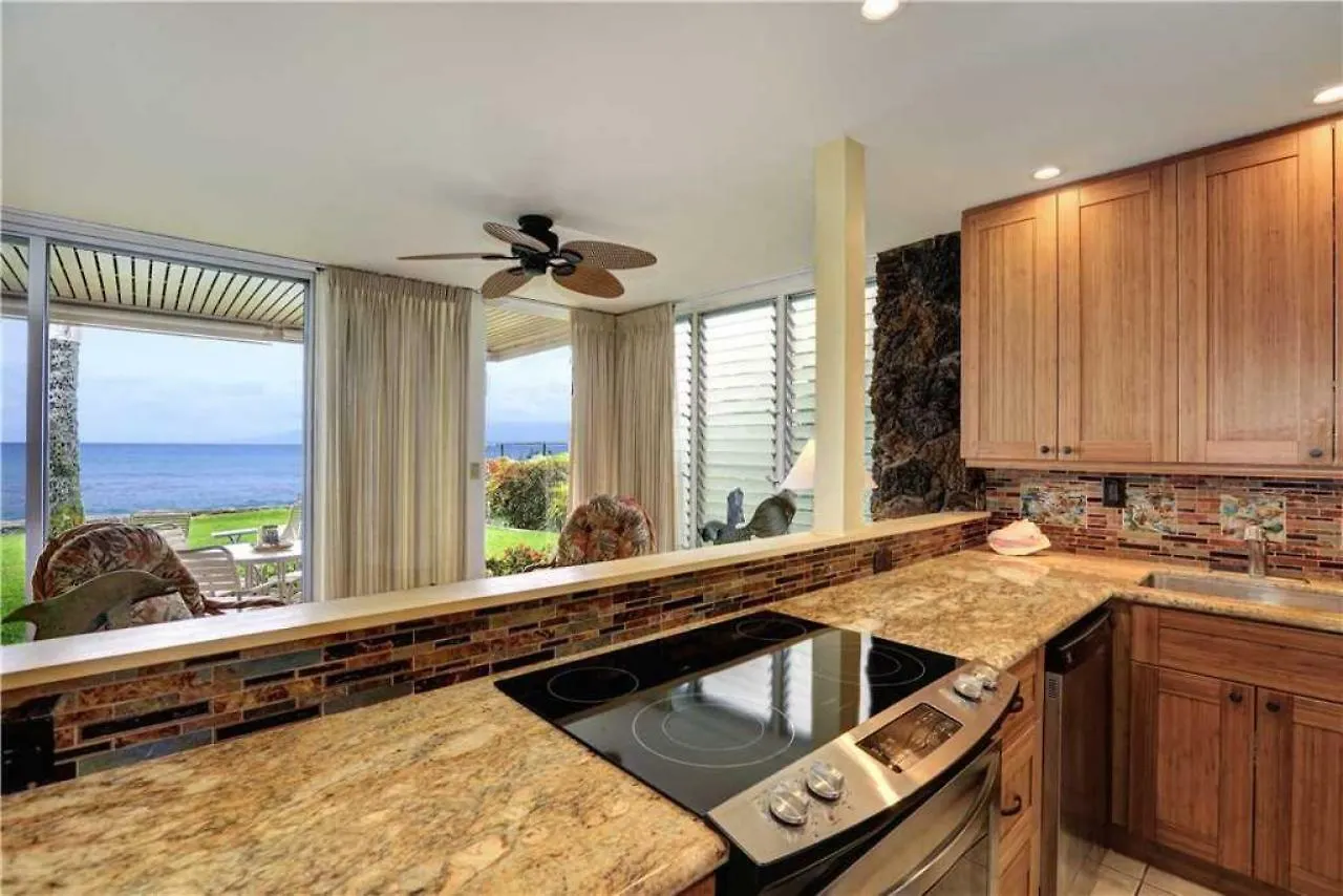 Holiday home 2 Bedroom Ocean Front Condo In Honokowai - Sleeps 6 - Pikake #A6 Napili-Honokowai United States